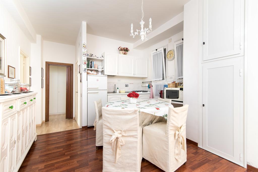 Le Rose B&B Roma Ngoại thất bức ảnh