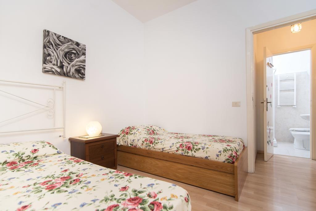 Le Rose B&B Roma Phòng bức ảnh